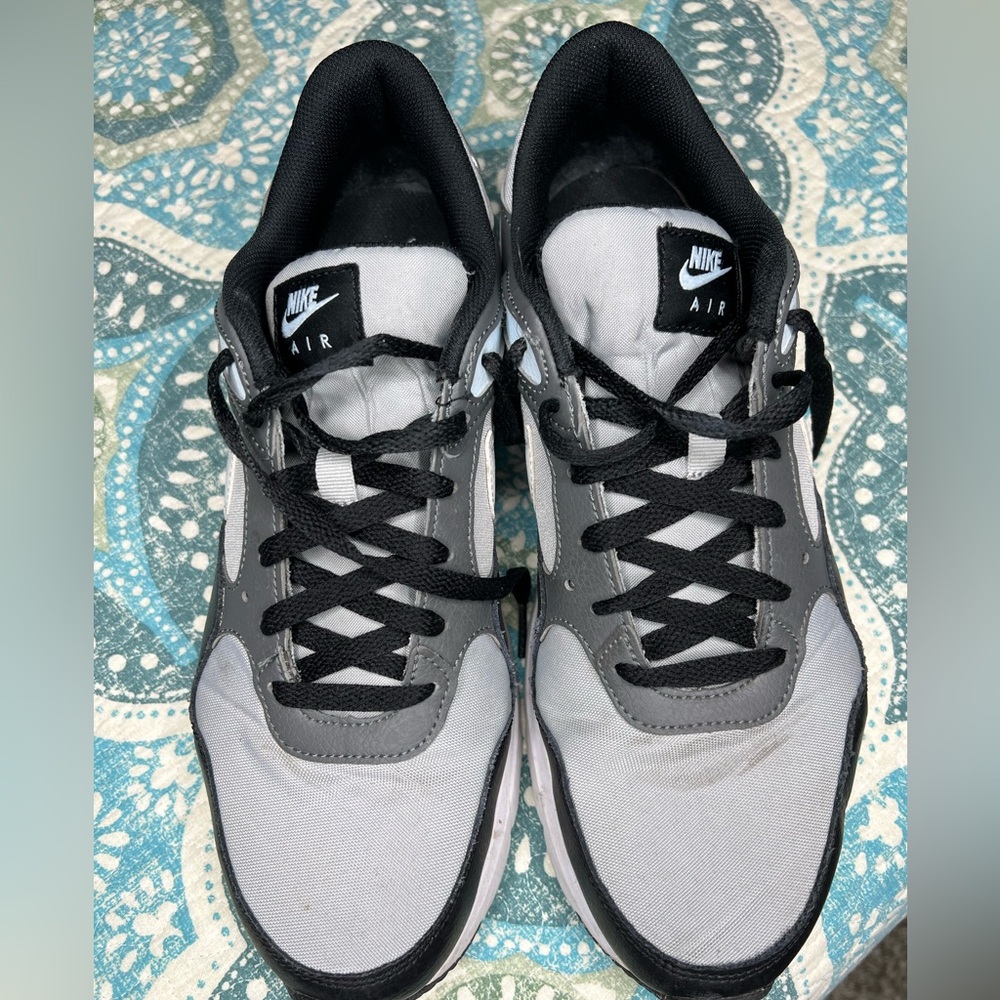Nike Air Max size 11